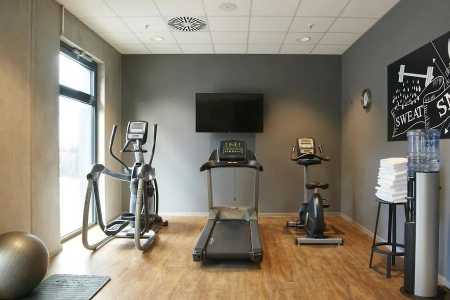 מלון פרנקפורט Moxy Frankfurt Airport 4*,  גרמניה