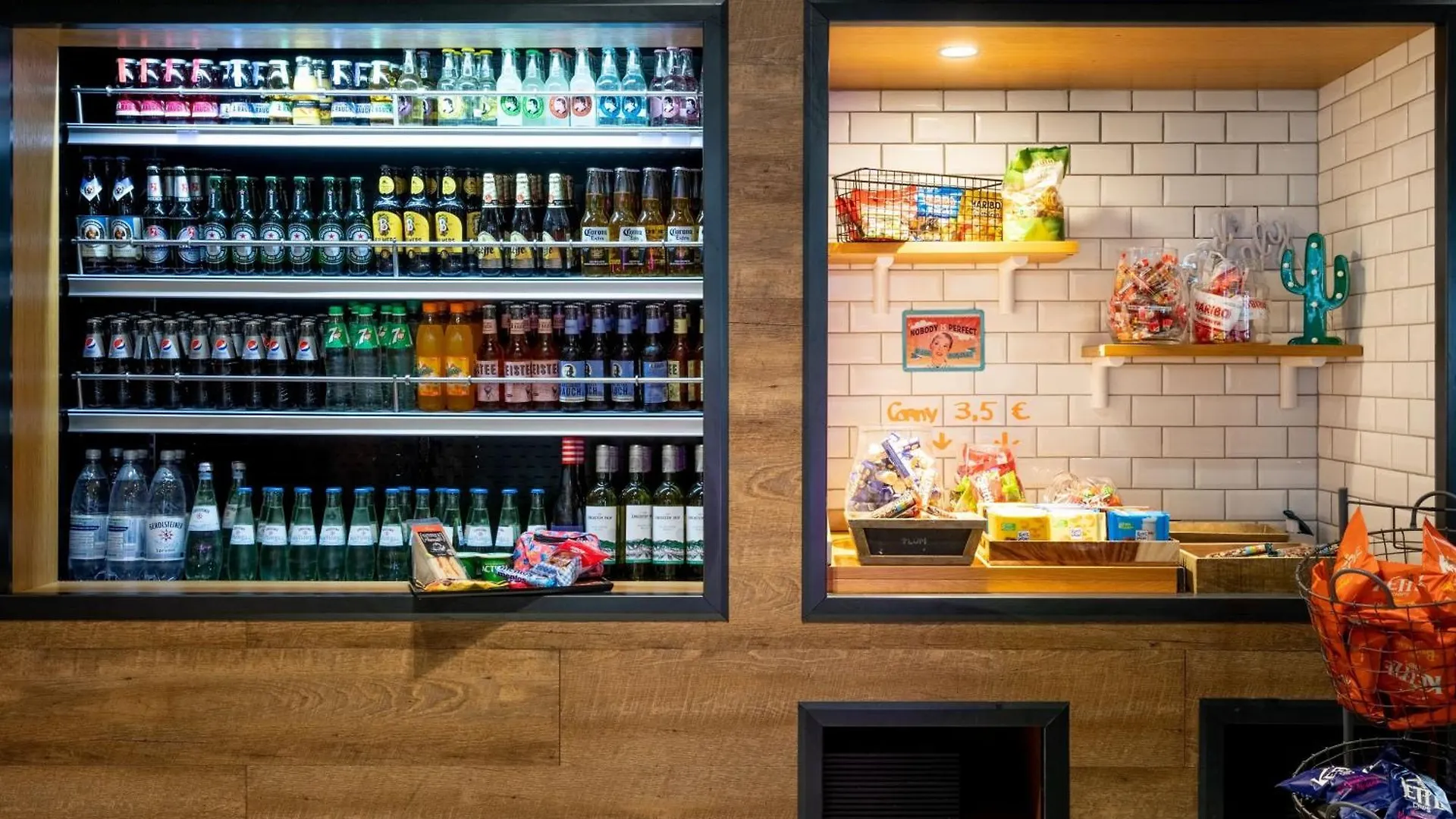 מלון פרנקפורט Moxy Frankfurt Airport